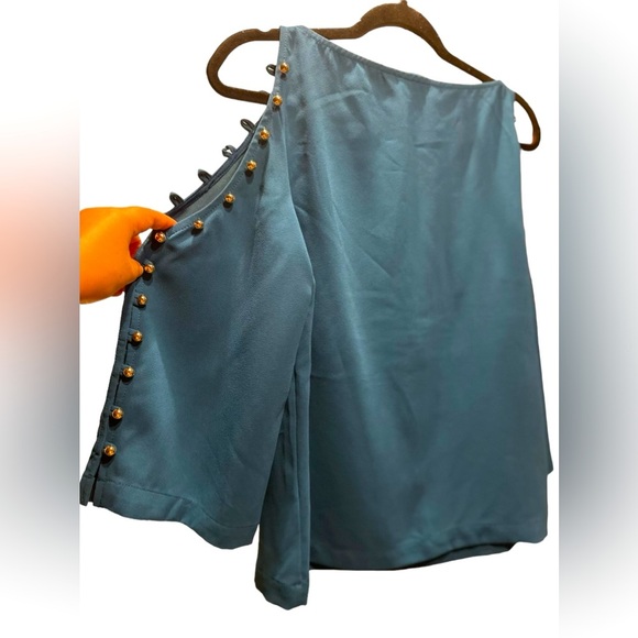 Trina Turk Amor Button Cold-Shoulder Top, Truest Teal size M - Picture 6 of 10